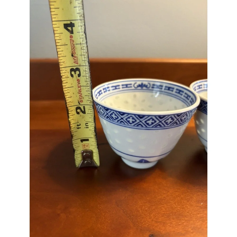 Vintage Tienshan White Ceramic Blue Dragon Sake Cups (Set Of 2) And Small Pot‎